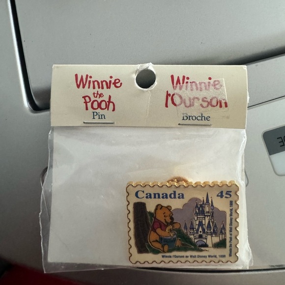 Vintage Disney Pin - Picture 1 of 3
